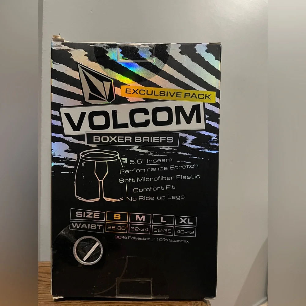 Volcom Mens Boxers - Picture 2 of 2